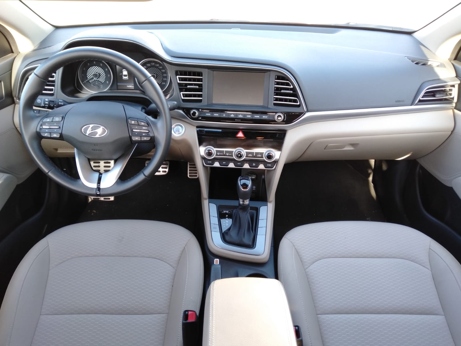 Hyundai Elantra ile bir gün