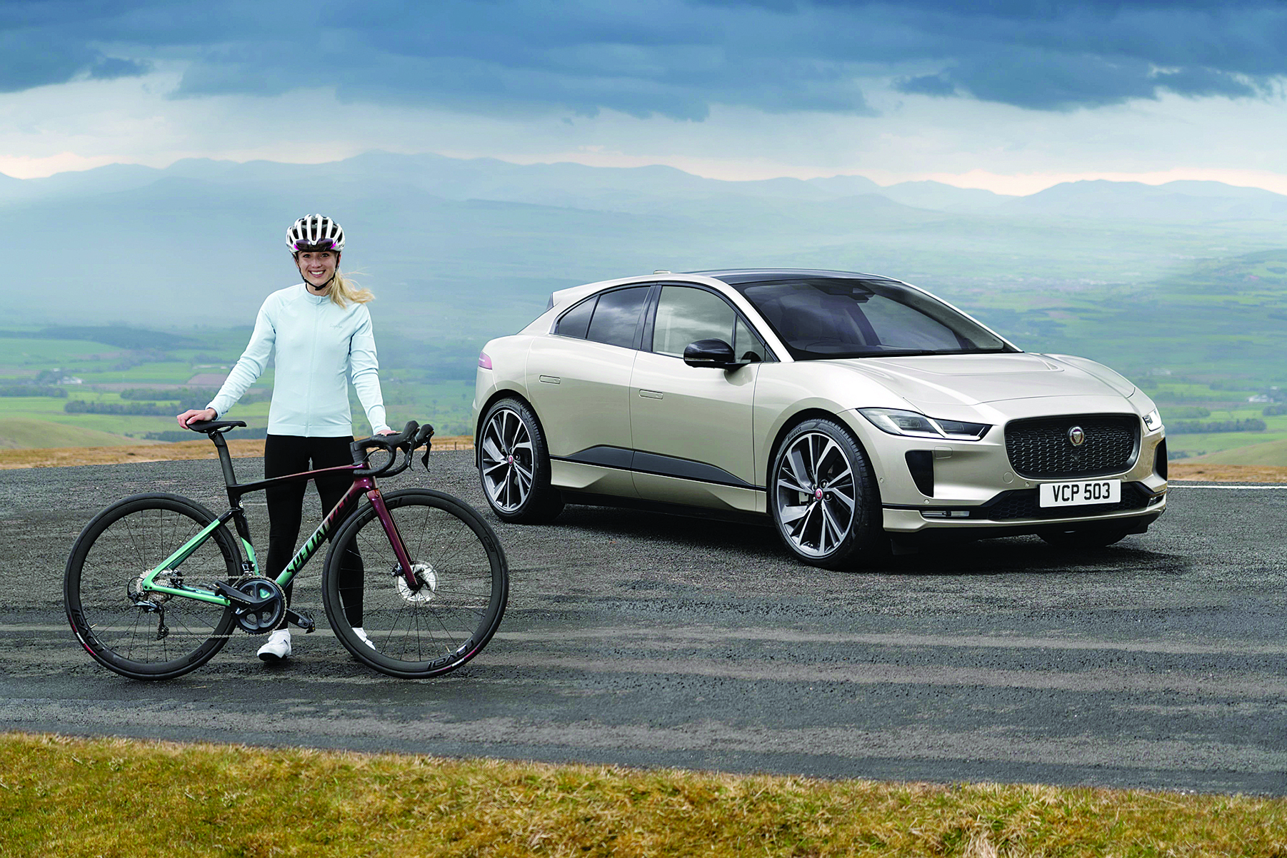 8 bin 848 metreye tek şarjla ulaştı