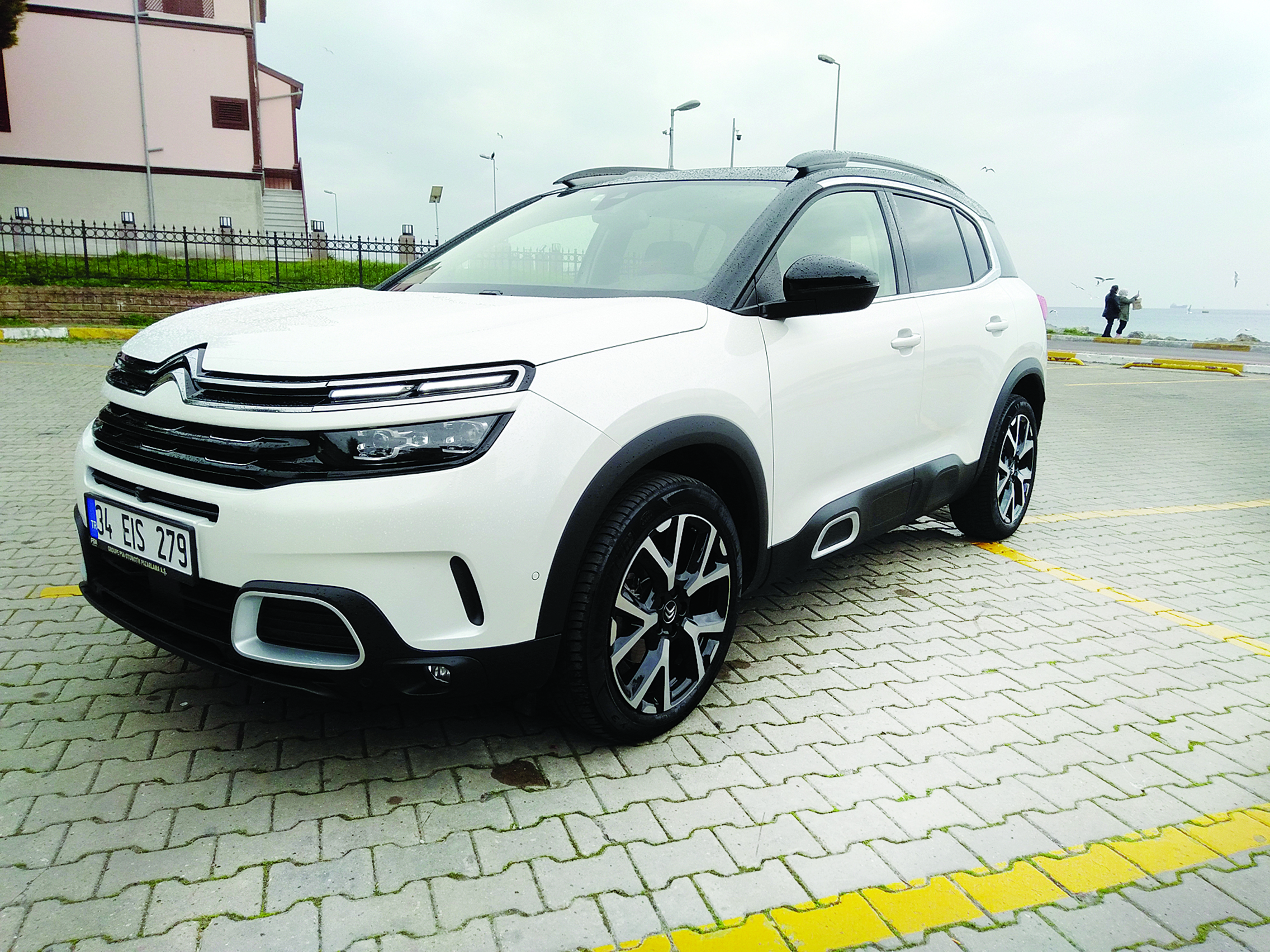 Bir bakışta Citroen C5 Aircross!