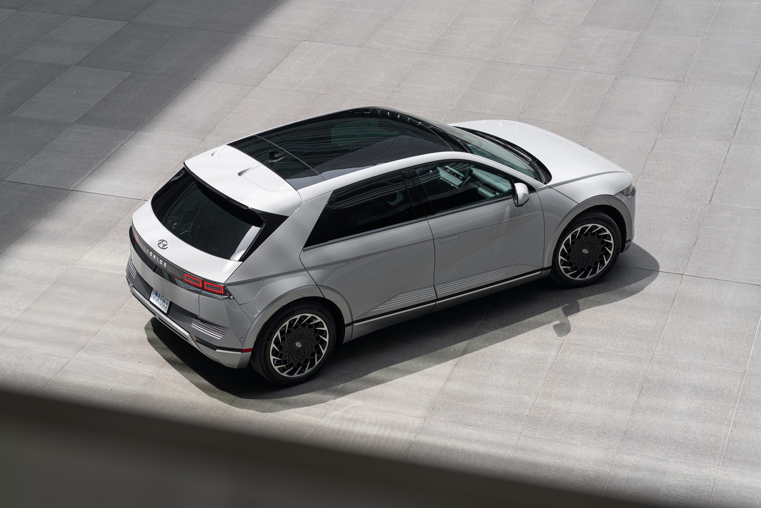 Hedef: 8 yılda 17 BEV, 1.87 milyon satış