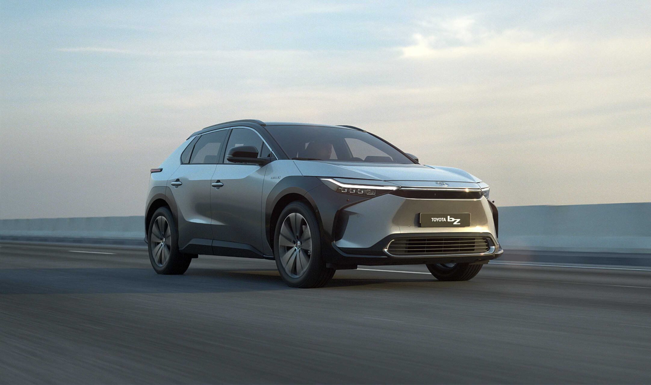 3 yılda 10 yeni elektrikli model