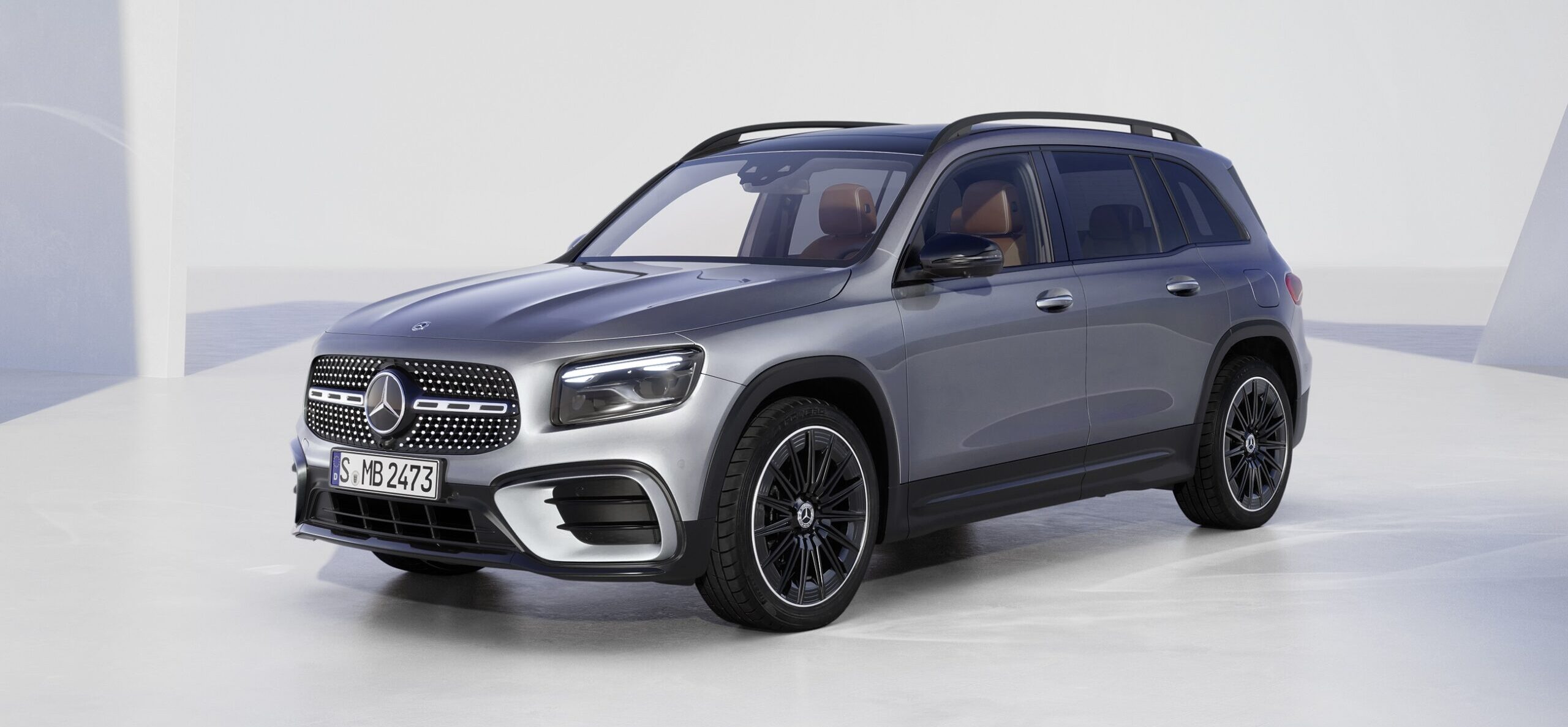 Mercedes-Benz GLB yenilenen bir SUV