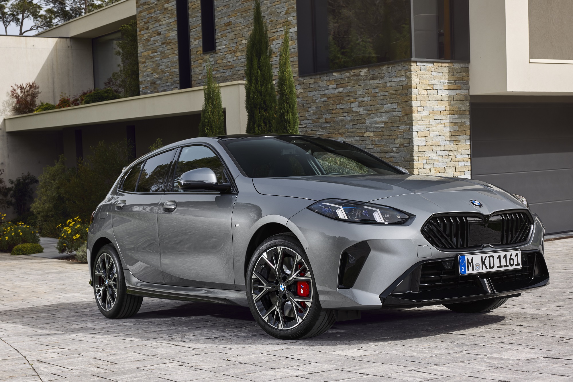 170 beygir gücündeki BMW 120 satışta