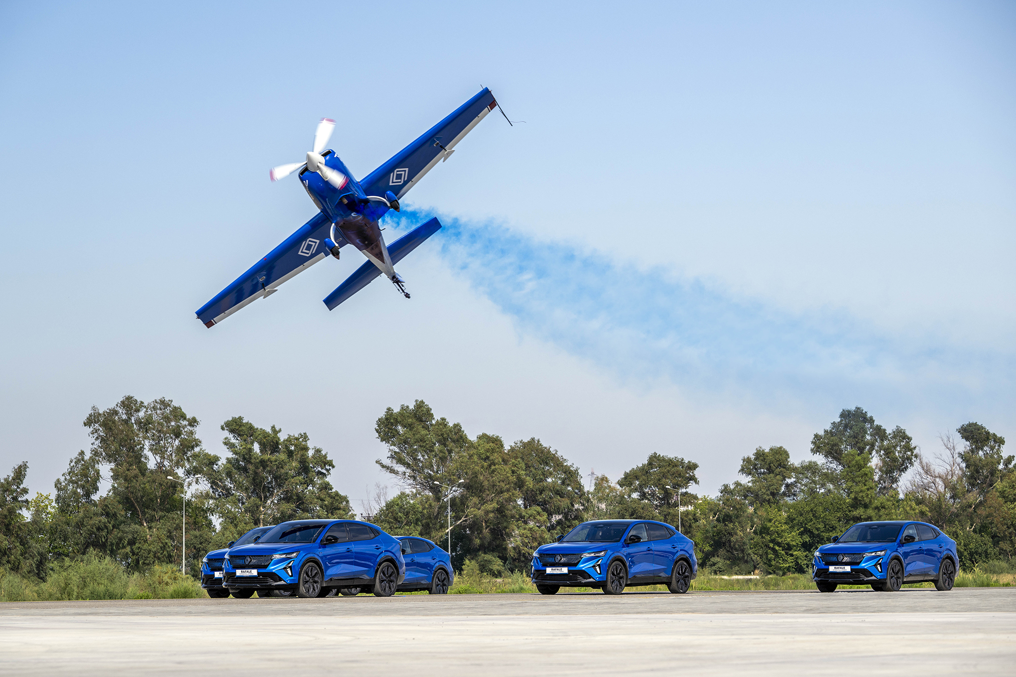 Rüzgarın gücü asfalta indi