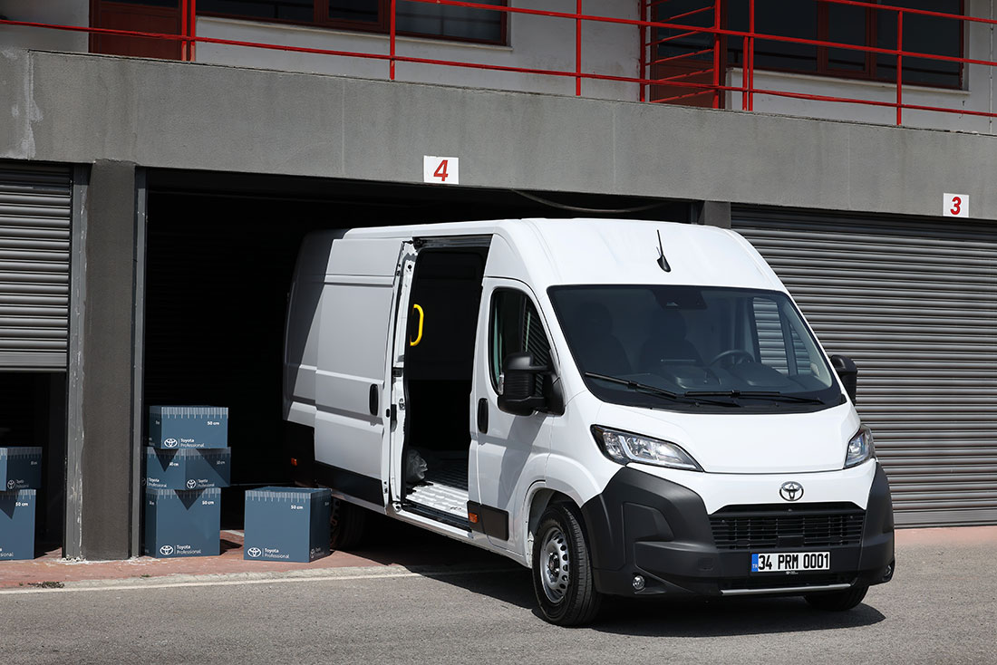 Toyota PROACE MAX Türkiye’de satışta!