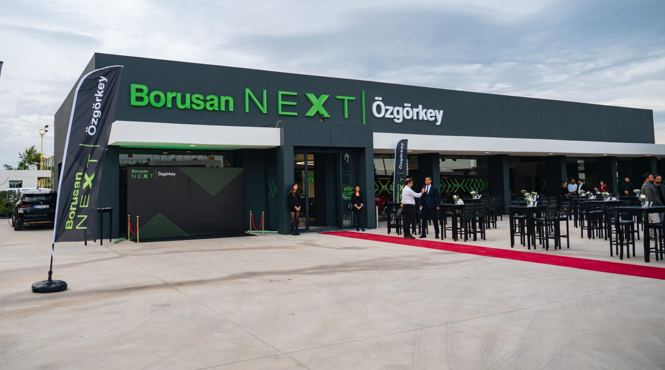 Borusan Next’in ilk bayisi İzmir’de açıldı