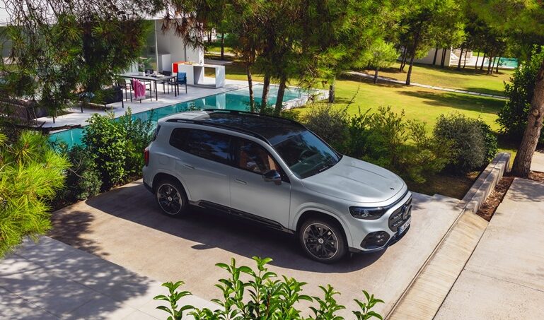 Mercedes-Benz yeni GLB ilkbaharda yollarda