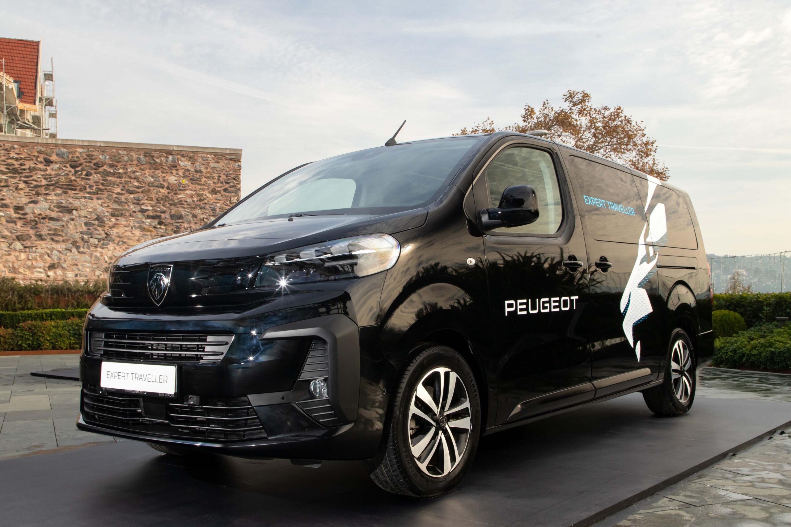 PEUGEOT Expert Traveller artık Bursalı