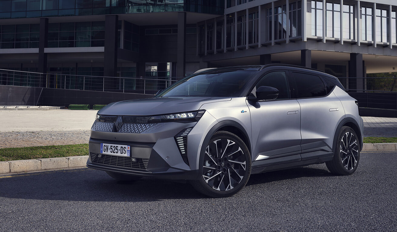 Scenic E-Tech Elektrikli satışta