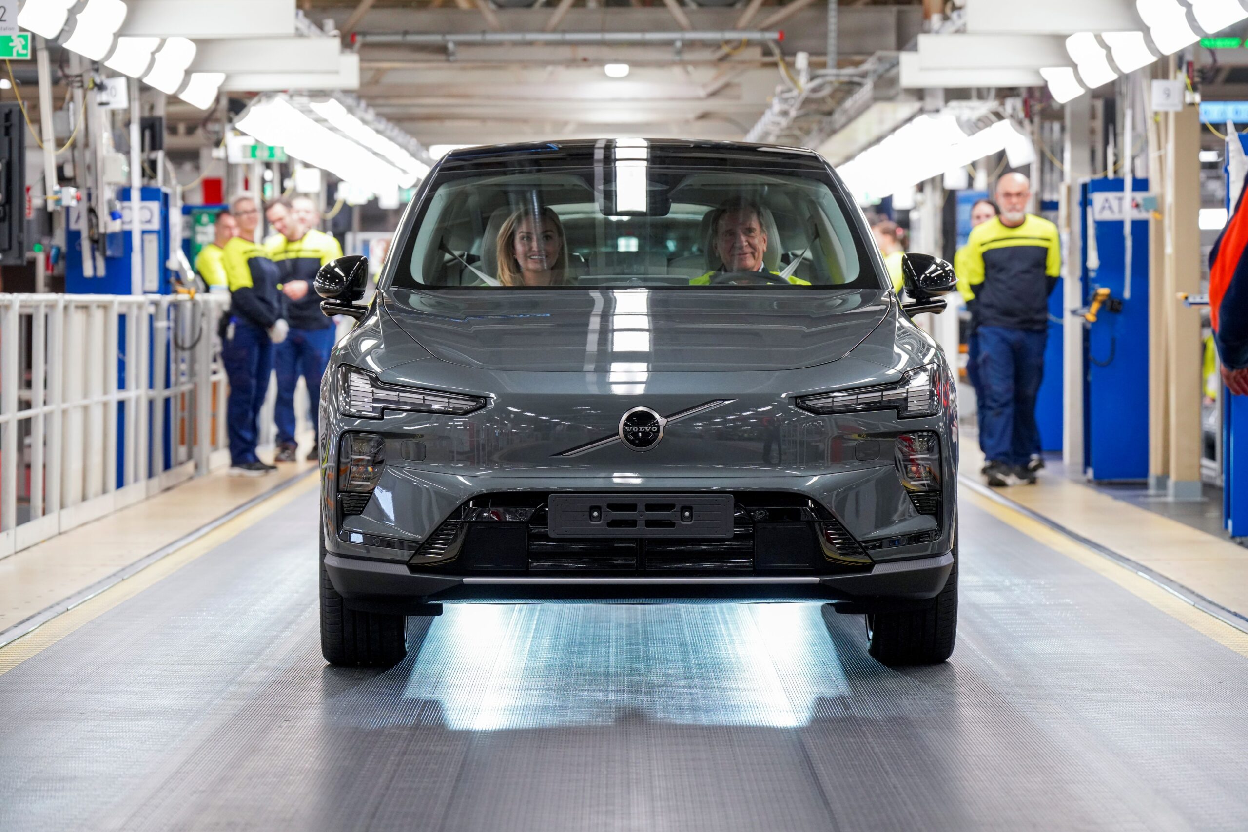 Volvo’nun en akıllı modeli yazın Türkiye’de